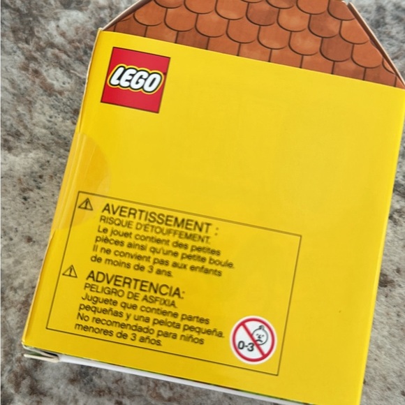 SOLD * NEW! EASTER LEGO Set - Picture 2 of 3